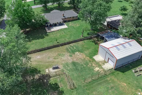 View/Area - 9268 Amy Dr, Springdale, AR 72762 photo 2 of 4