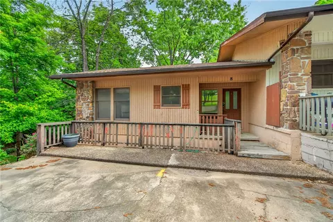 8 William Ln, Bella Vista, AR 72715