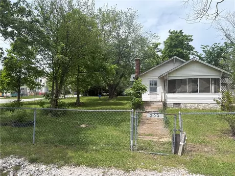 203 Bean St, Lincoln, AR 72744