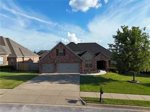 8255 La Scala Ave, Springdale, AR 72762