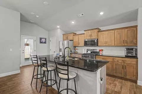 5901 NW Grant St, Bentonville, AR 72713