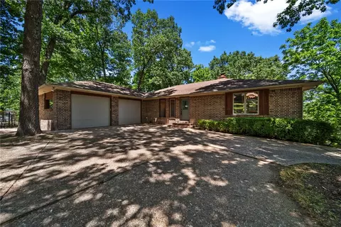 9641 Brittany Ln, Rogers, AR 72756