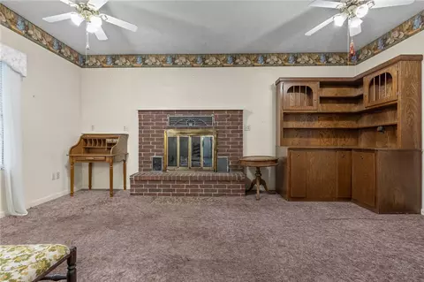 Living - 4150 Valley Rd, Harrison, AR 72601 photo 3 of 4