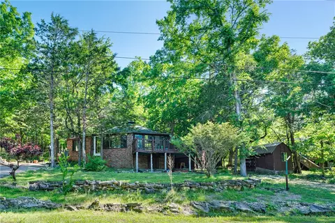 9 Starlite Ave, Eureka Springs, AR 72631