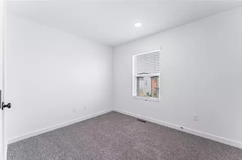 Bedroom - 551 Discovery Ave, Centerton, AR 72713 photo 7 of 7
