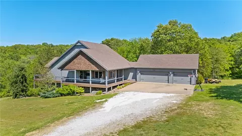 13600 Gooseberry Rd, Bentonville, AR 72712