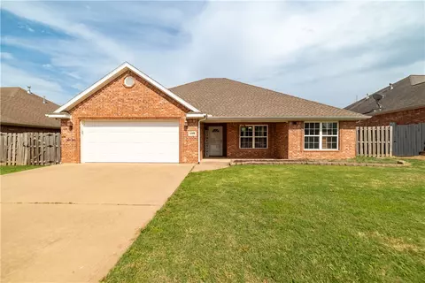 6309 S 37th St, Rogers, AR 72758