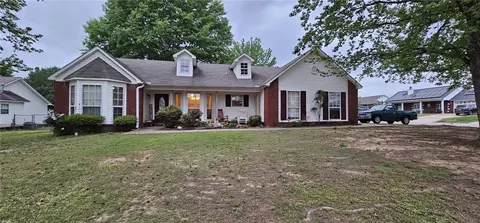 2309 Onyx Cir, Van Buren, AR 72956