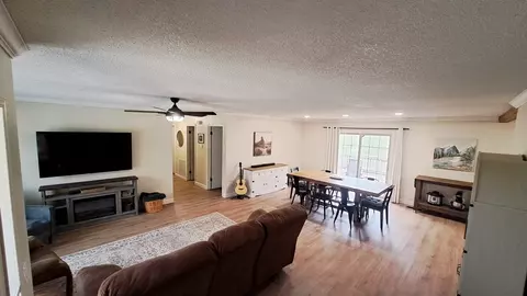 210 Kitchens St, Harrison, AR 72601 photo 5