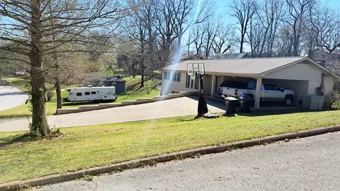 210 Kitchens St, Harrison, AR 72601 photo 3
