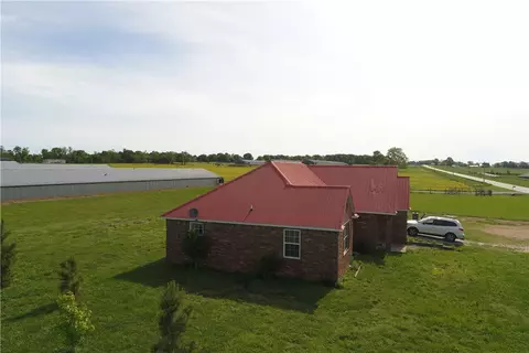 Exterior - 5706 Hwy 127, Rogers, AR 72756 photo 2 of 3