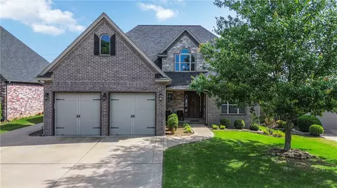 Exterior - 5618 Brighton Rd, Rogers, AR 72758 photo 1 of 3