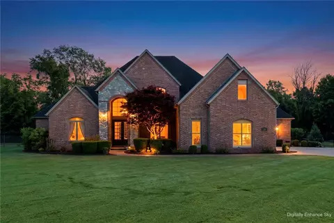 350 Polo Dr, Fayetteville, AR 72703