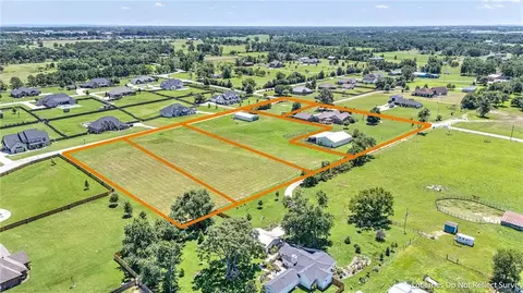 4002 4004 Rolling Meadows Dr, Rogers, AR 72756