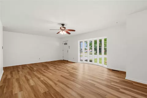 420 W Eliff St, Siloam Springs, AR 72761