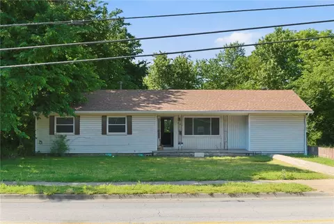 1409 Backus Ave, Springdale, AR 72764