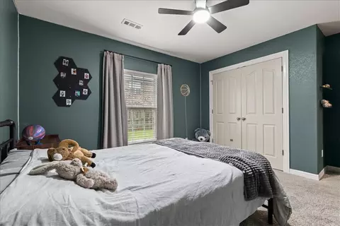 Bedroom - 805 Irelan St, Lowell, AR 72745 photo 5 of 6