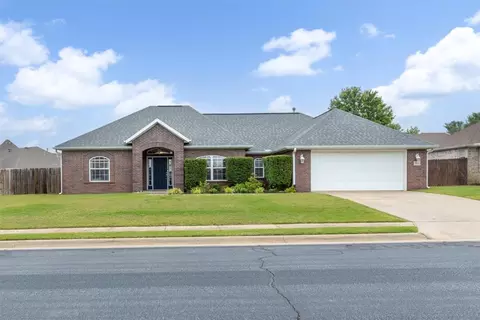 Exterior - 805 Irelan St, Lowell, AR 72745 photo 8 of 8