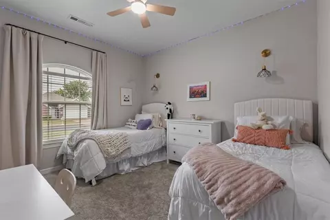 Bedroom - 805 Irelan St, Lowell, AR 72745 photo 2 of 6