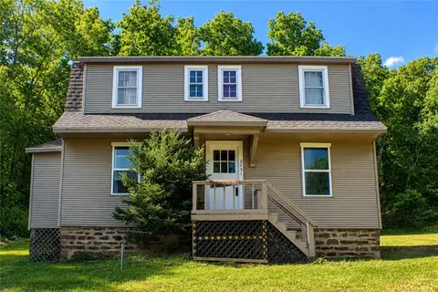 2951 Black Oak Rd, Fayetteville, AR 72701