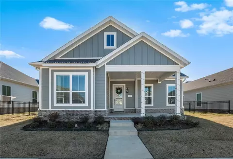 6807 Autumn Ave, Springdale, AR 72762