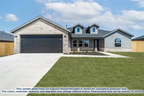 1017 Marquis Ave, Lowell, AR 72745