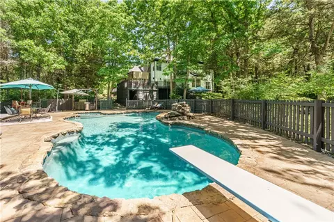 5723 Estate View Rd, Fayetteville, AR 72703