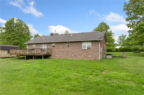 Exterior - 9577 Sims Rd, Harrison, AR 72601 photo 4 of 5