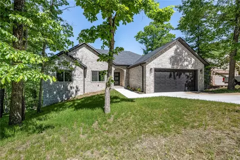 14 Sheffield Dr, Bella Vista, AR 72714