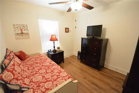 Bedroom - 1497 Counts Ave, Springdale, AR 72764 photo 5 of 9