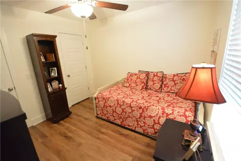Bedroom - 1497 Counts Ave, Springdale, AR 72764 photo 6 of 9
