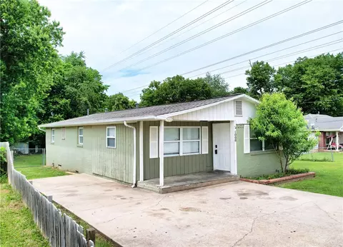 1008 Sherry St, Springdale, AR 72762