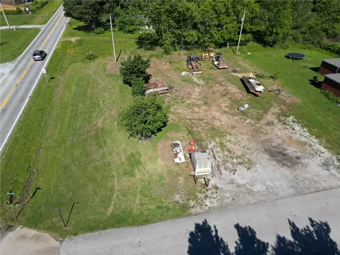 111 Orchard Dr, Gentry, AR 72734 photo 7