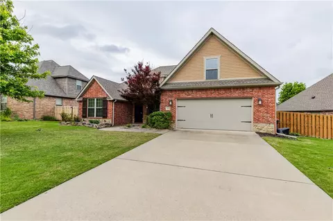 8141 Buona Sera St, Springdale, AR 72762