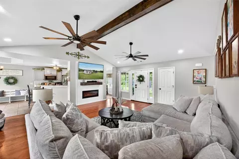 Living - 1077 Madison 7880, Wesley, AR 72773 photo 1 of 1