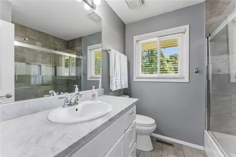 Bath - 14196 Wolf Dr, Rogers, AR 72756 photo 1 of 3