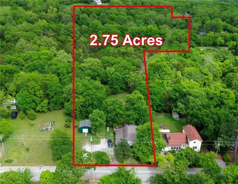 230 Stone Bridge Rd, Fayetteville, AR 72701