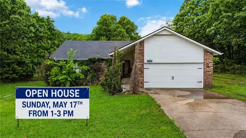 3830 Primrose Ln, Springdale, AR 72764