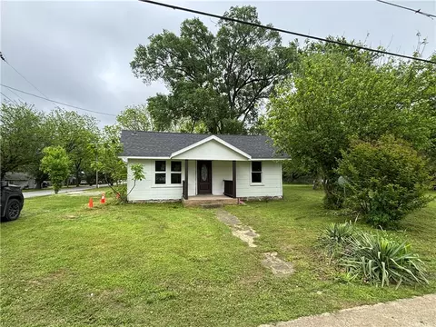 408 N West Ave, Lincoln, AR 72744