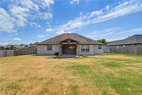 Exterior - 1500 Aniston Rd, Centerton, AR 72719 photo 5 of 10
