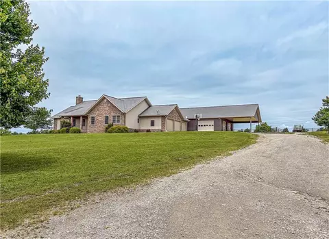 1058 Cr 401, Berryville, AR 72616