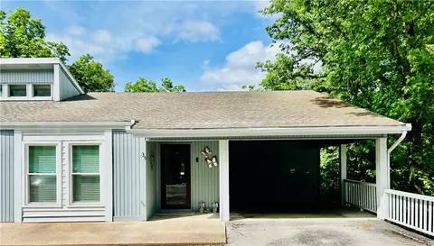 35 Estes Dr, Bella Vista, AR 72715