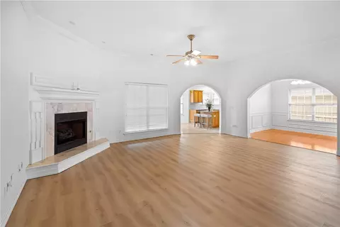 Living - 2034 Willow Ridge Ave, Springdale, AR 72764 photo 2 of 5