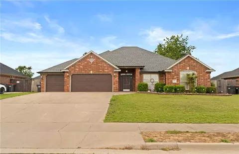 2034 Willow Ridge Ave, Springdale, AR 72764