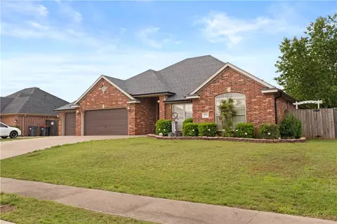 Exterior - 2034 Willow Ridge Ave, Springdale, AR 72764 photo 3 of 6