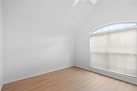 Bedroom - 2034 Willow Ridge Ave, Springdale, AR 72764 photo 5 of 7