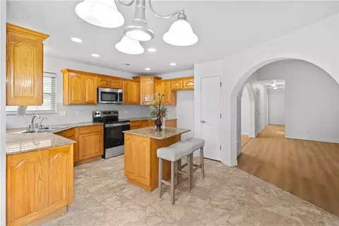 Entry Way - 2034 Willow Ridge Ave, Springdale, AR 72764 photo 1 of 1