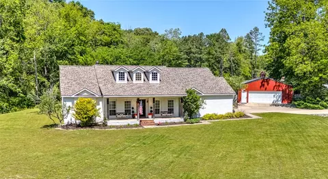 17595 Clear Water Rd, Fayetteville, AR 72704