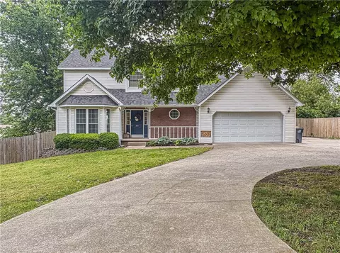 301 Old Farm Rd, Harrison, AR 72601