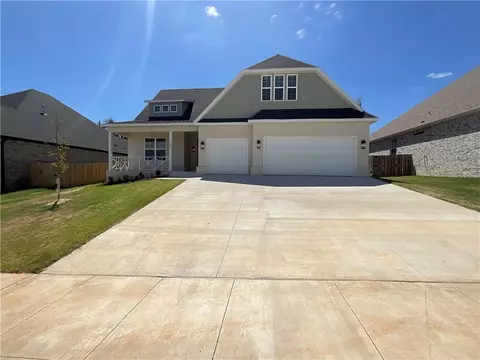 1397 Padova Ave, Springdale, AR 72762